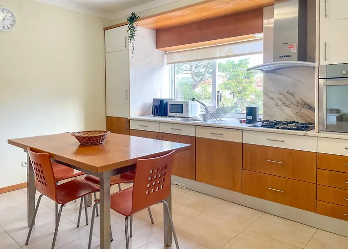 Апартаменты Cozy & Calm House Овар